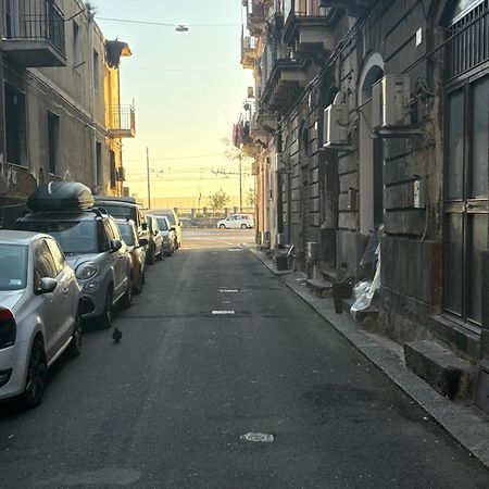 Da Marieddu Appartamento Indipendente In Centro Citta كاتانيا المظهر الخارجي الصورة