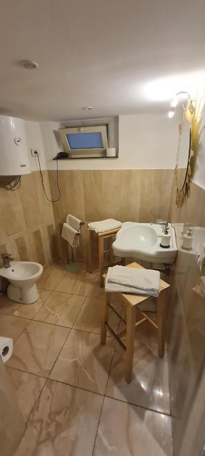 Da Marieddu Appartamento Indipendente In Centro Citta كاتانيا المظهر الخارجي الصورة